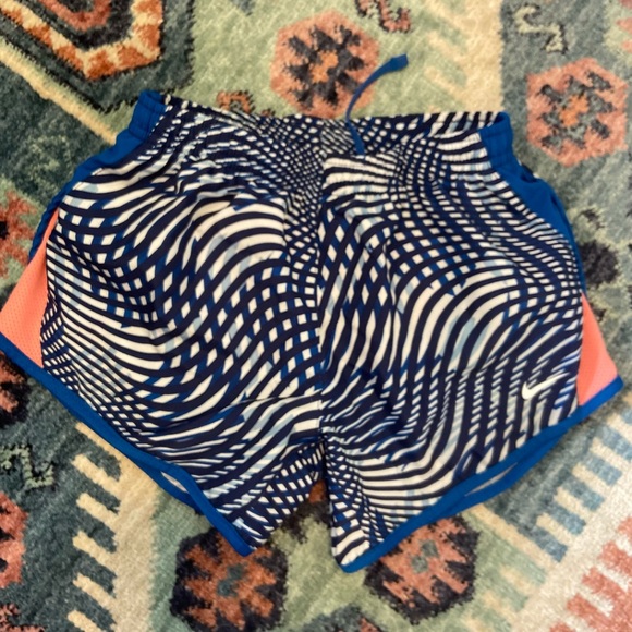 Gap Girl Shorts 6-8 Bundle - Picture 8 of 8